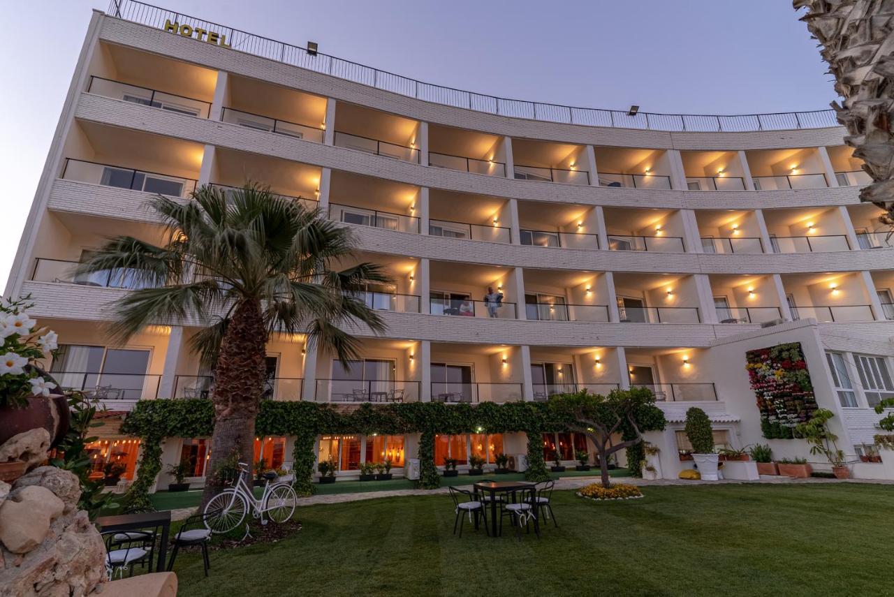 Ramada Resort By Wyndham El Puerto de Mazarrón מראה חיצוני תמונה